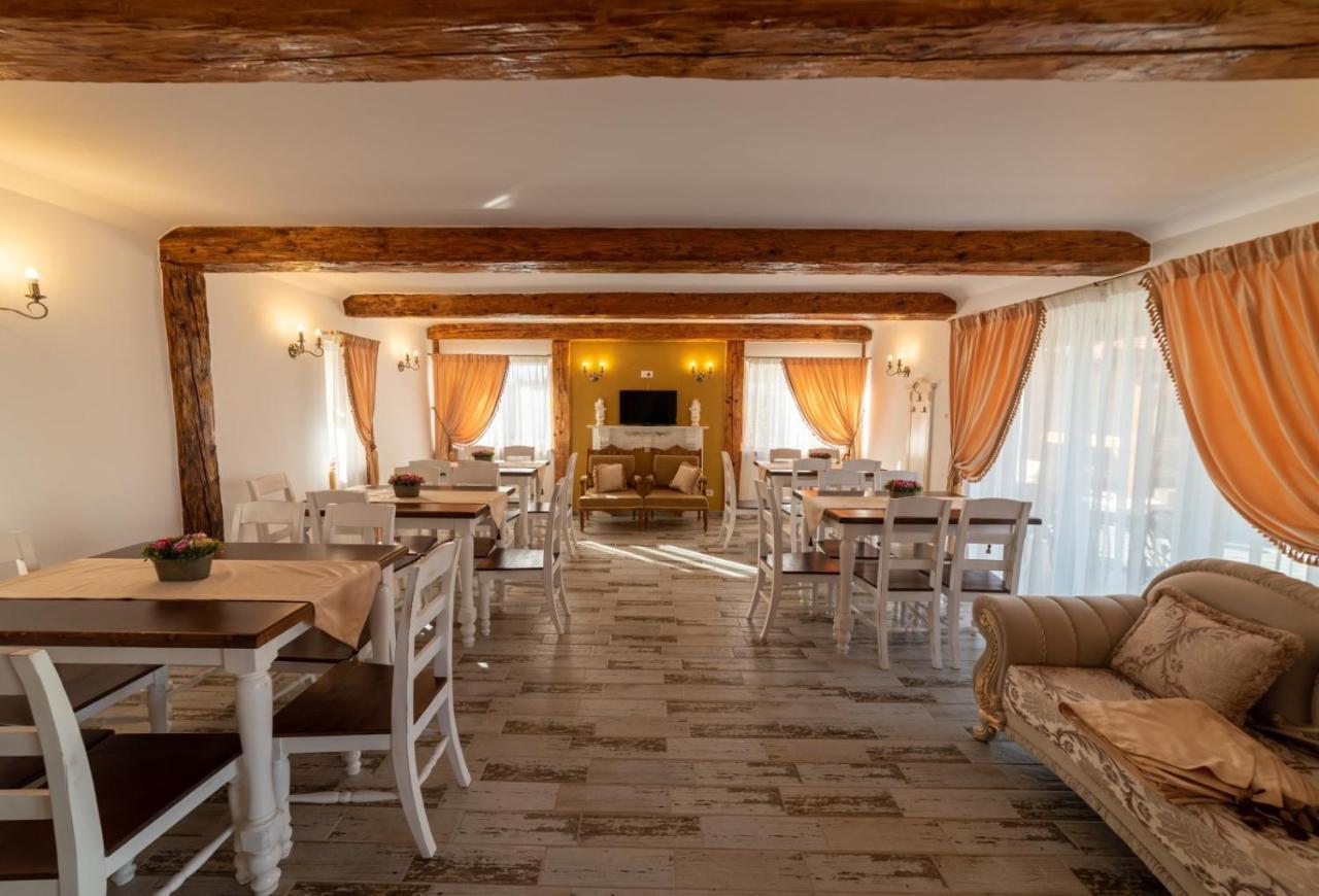 Boutique Vila Cristian  Extérieur photo